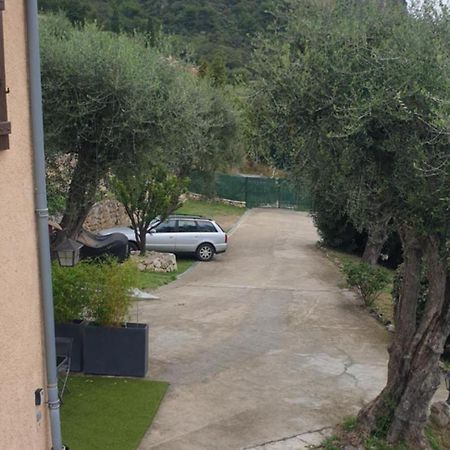 Aux Balcons du Riou avec vue mer 180 degrés Vence Exterior foto